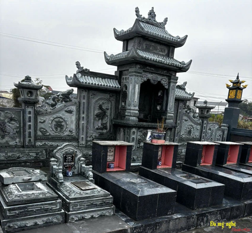 Lăng thờ - Cây Hương - Long Đình