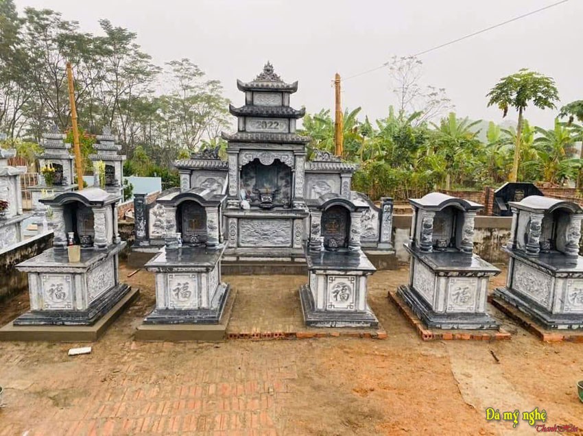 Mộ mái 11