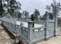 Cổng đá 13