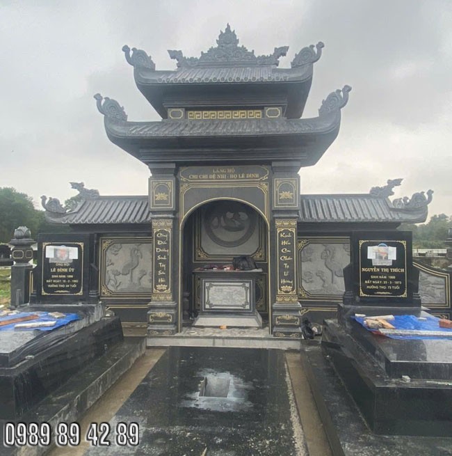 Khuôn viên lăng mộ 5