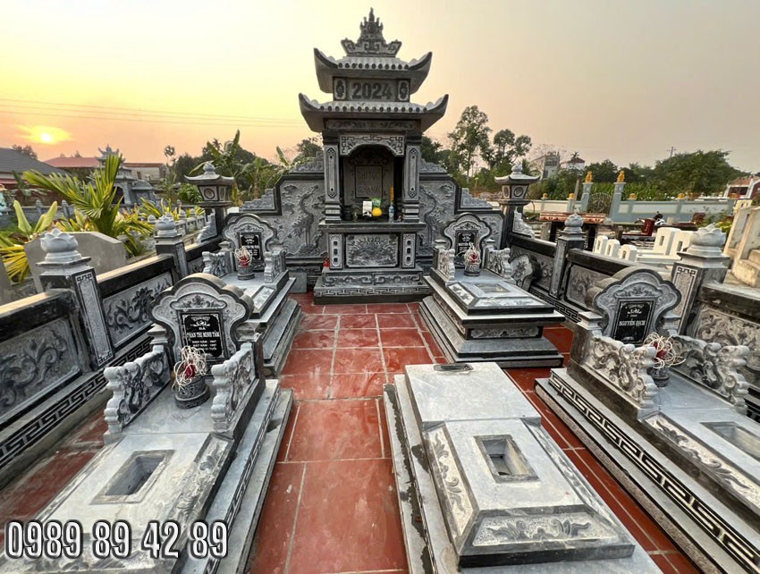 Khuôn viên lăng mộ7